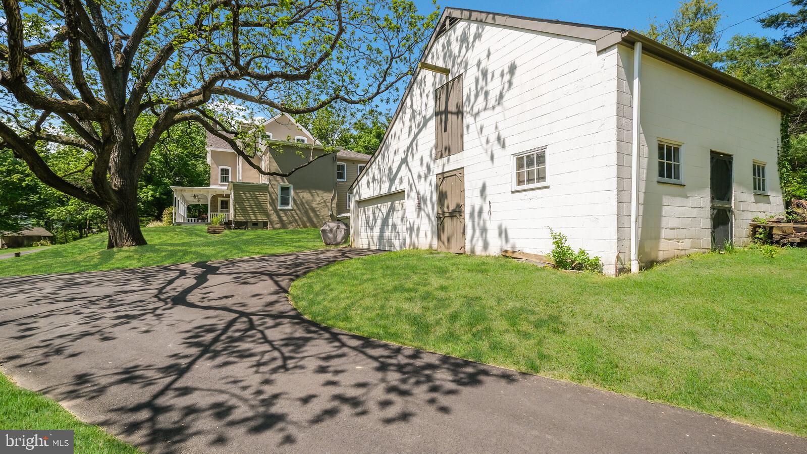 224 Moredon Road Huntingdon Valley, PA 19006 - Photo 10 of 82 Gallery Image 10