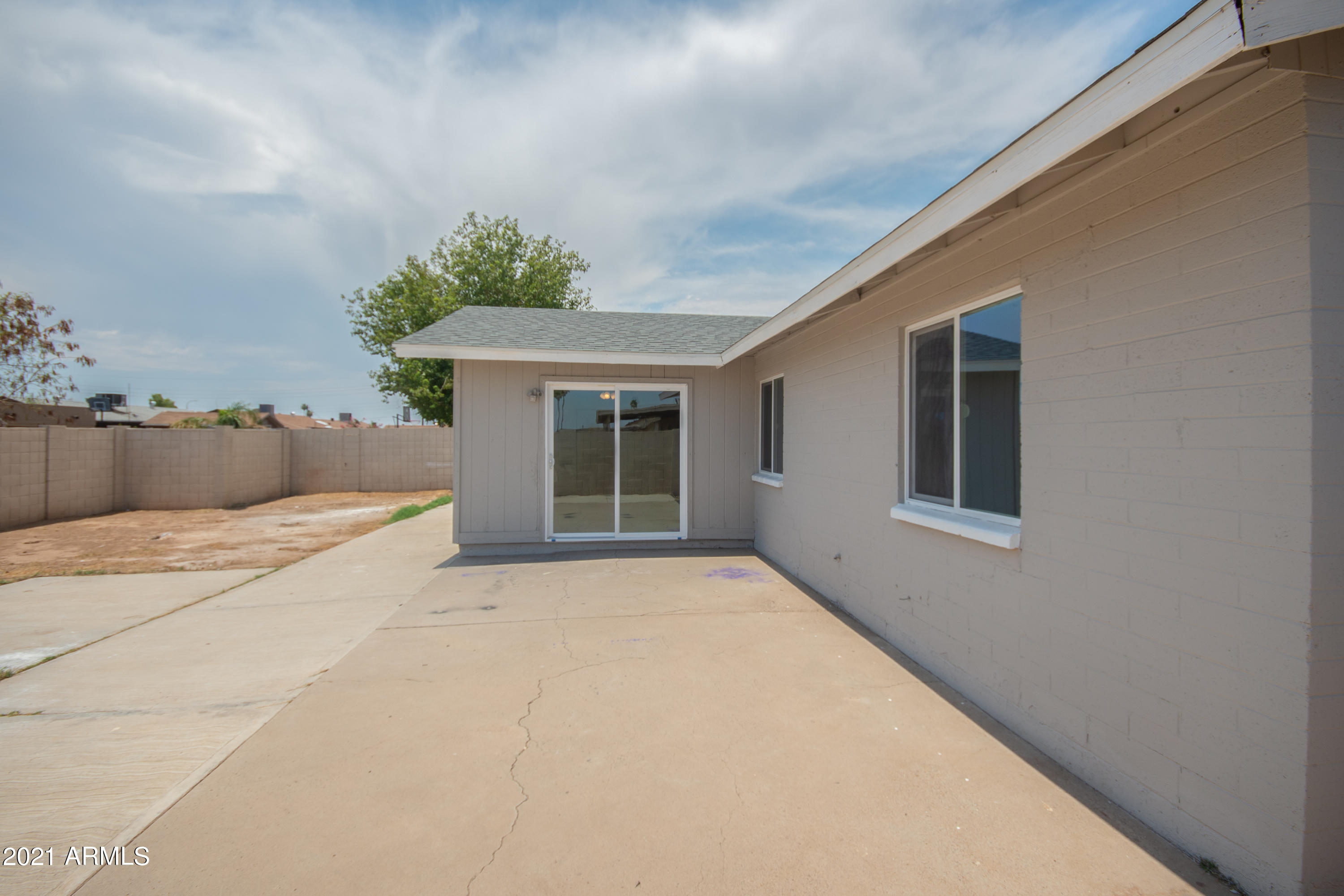 4923 West Granada Road Phoenix, AZ 85035 - Photo 25 of 27 a view of a house with a outdoor space