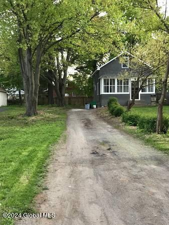 22 Pinehurst Road Colonie, NY 12205 - Photo 2 of 22 driveway
