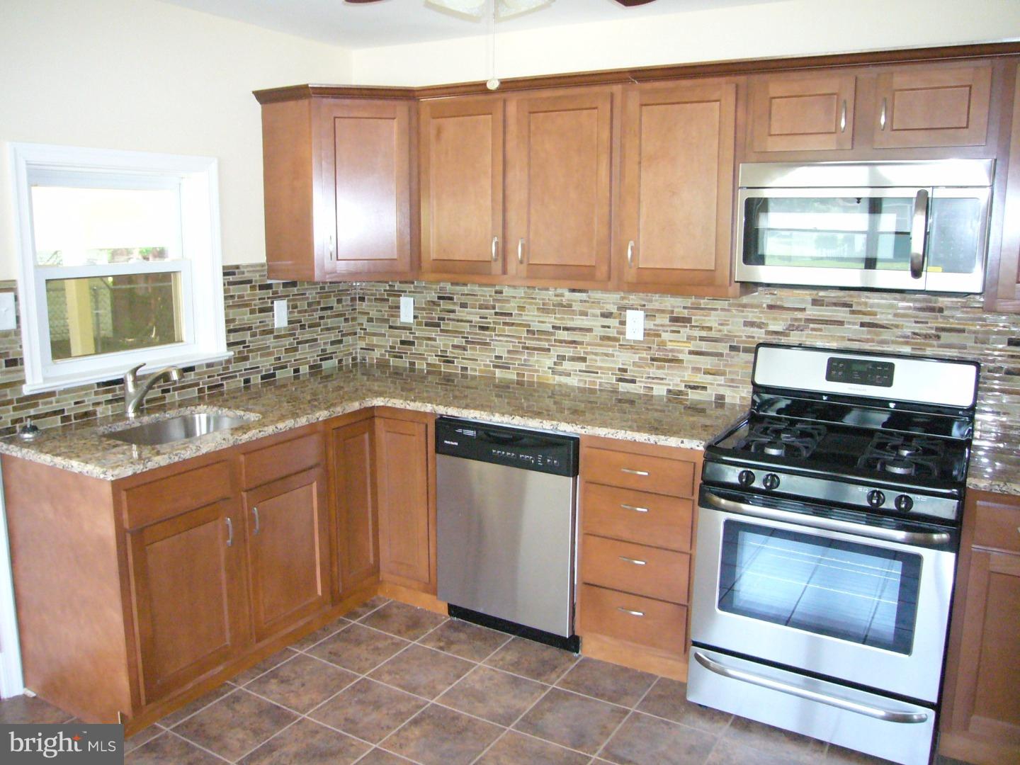 619 Lisbeth Road Newark, DE 19713 - Photo 4 of 18 Gallery Image 4