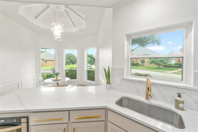 $645,000 | 2049 Belgium Drive, Plano, TX 75025