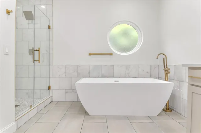 $645,000 | 2049 Belgium Drive, Plano, TX 75025