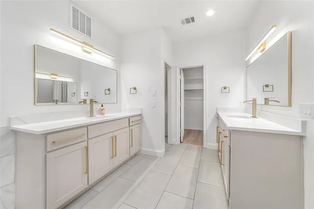 $645,000 | 2049 Belgium Drive, Plano, TX 75025