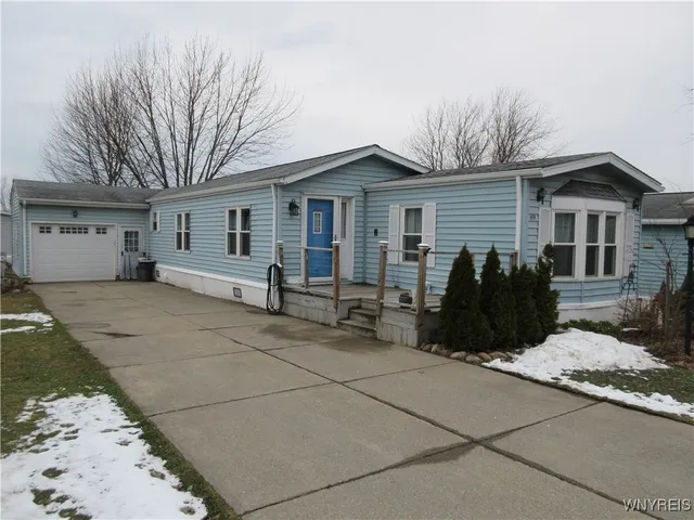 $59,900 | 69 South Eaglecrest Drive, Hamburg, NY 14075