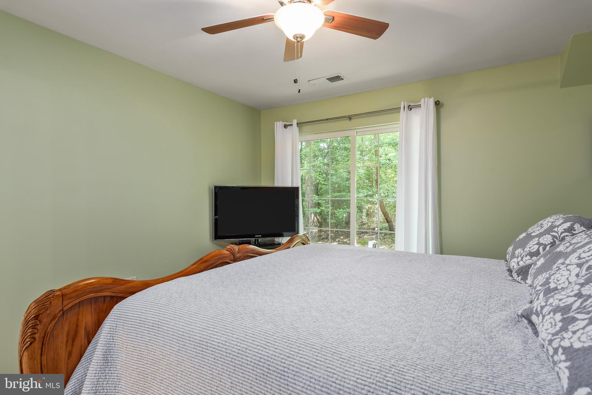 11400 Windleaf Court, Unit M Reston, VA 20194 - Photo 15 of 24