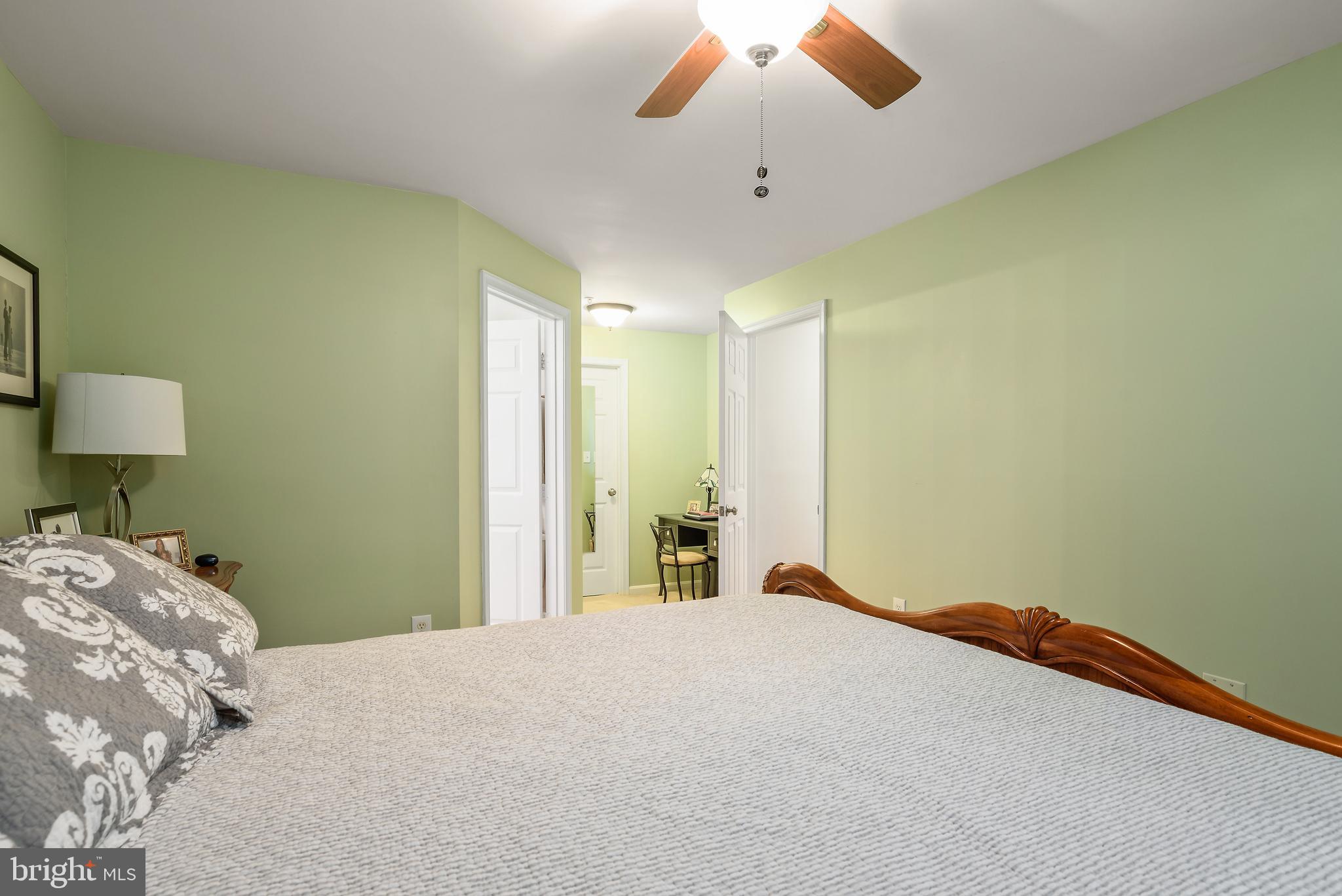11400 Windleaf Court, Unit M Reston, VA 20194 - Photo 16 of 24