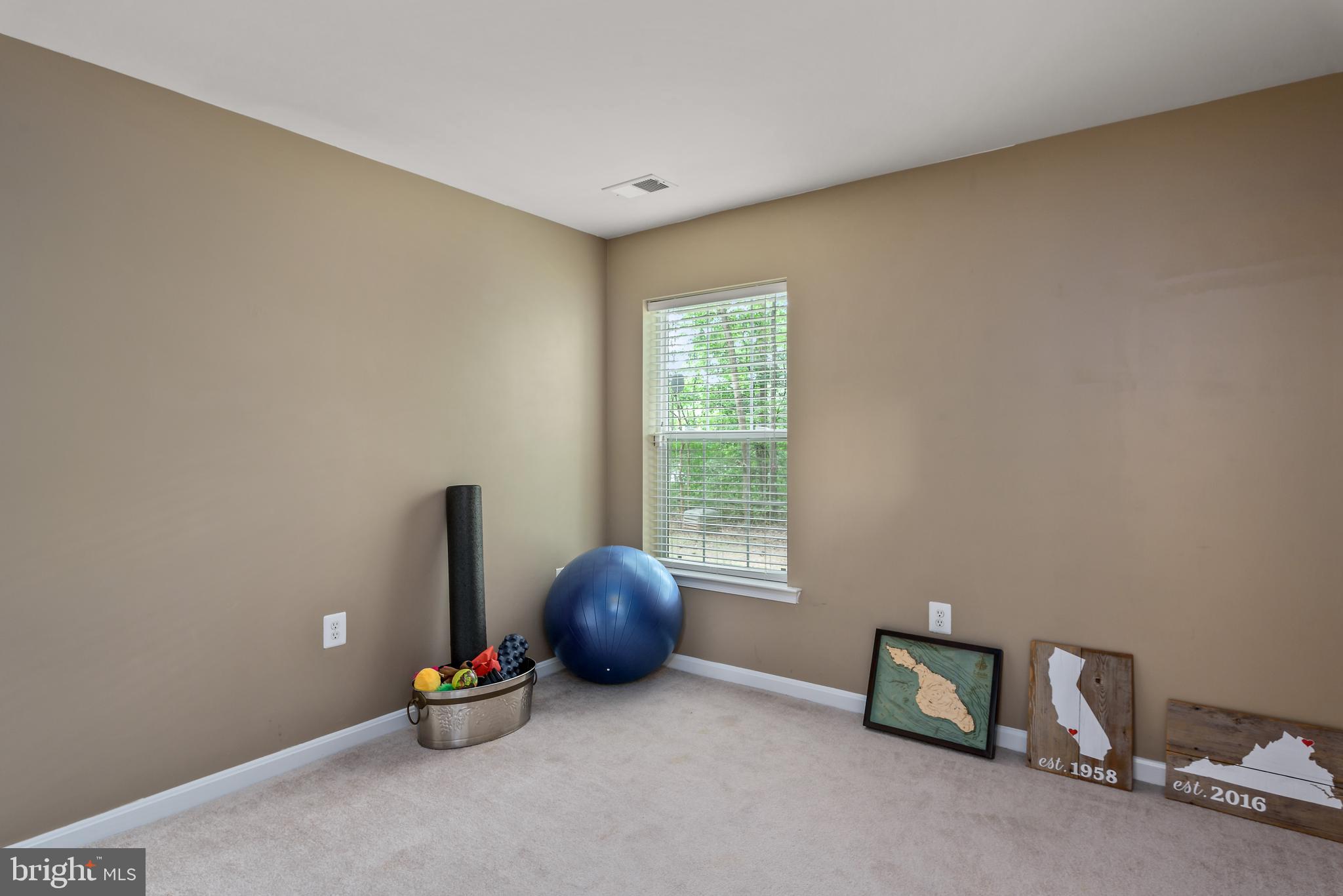 11400 Windleaf Court, Unit M Reston, VA 20194 - Photo 19 of 24