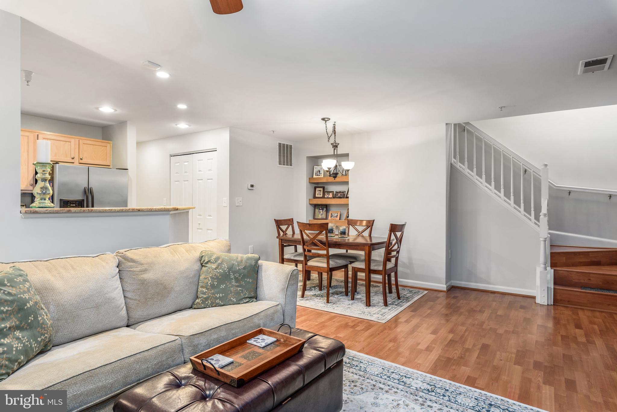 11400 Windleaf Court, Unit M Reston, VA 20194 - Photo 5 of 24