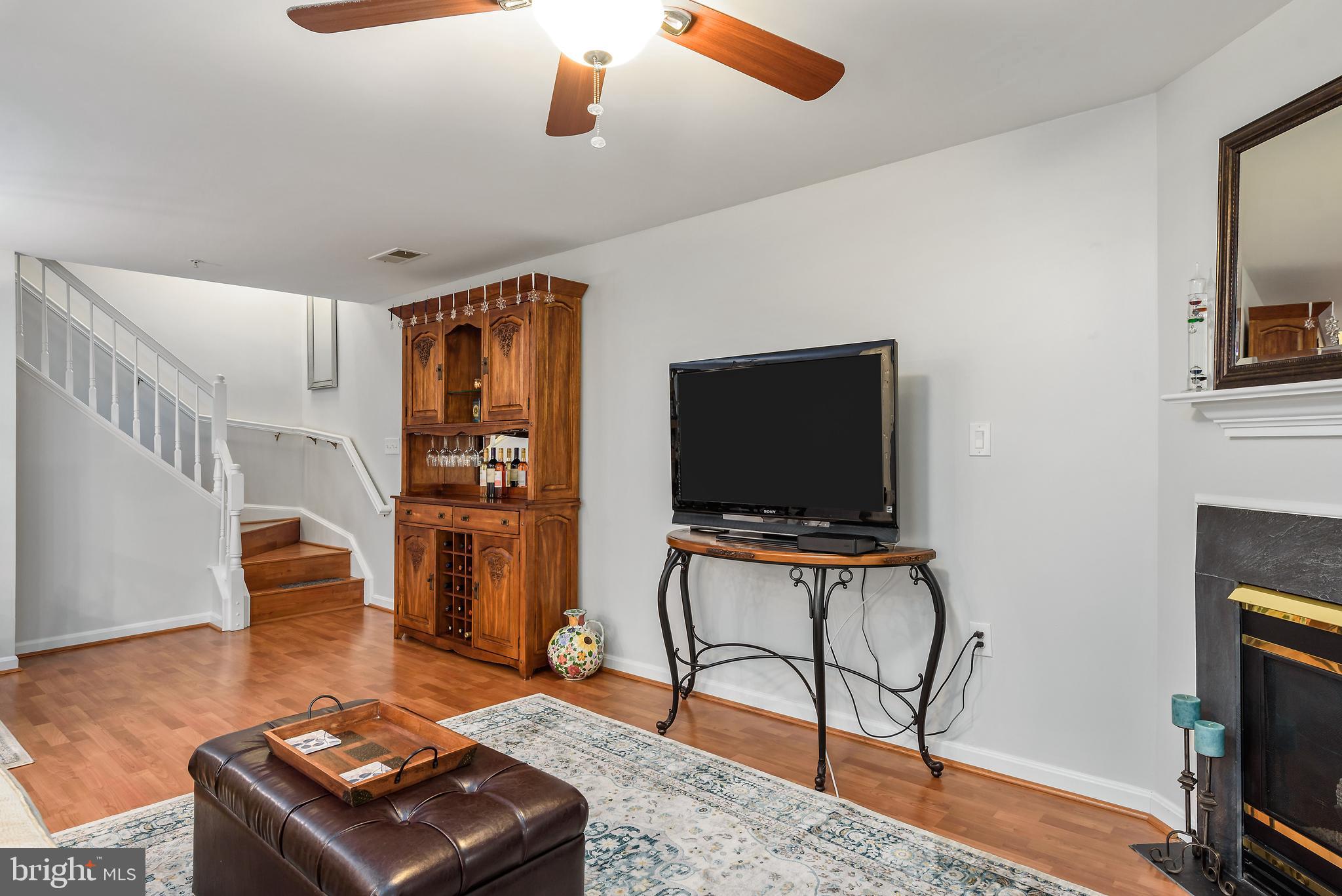11400 Windleaf Court, Unit M Reston, VA 20194 - Photo 8 of 24
