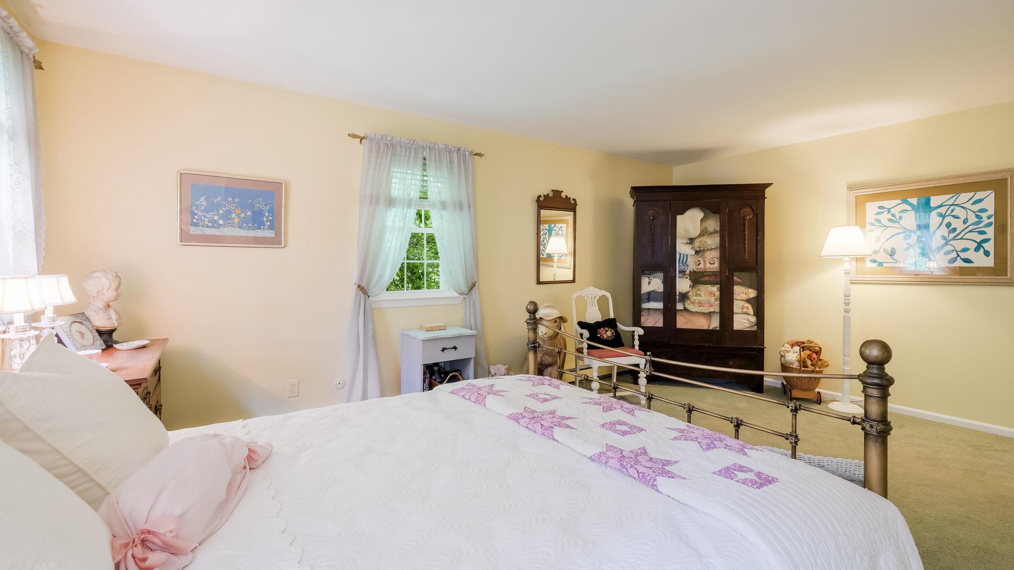 17 Stringer Drive Doylestown, PA 18901 - Photo 52 of 80 Bedroom 4 - Large Space perfect for Guests!