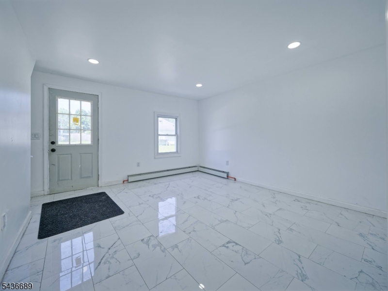 45 Mechanic Street Washington, NJ 07882 - Photo 3 of 12