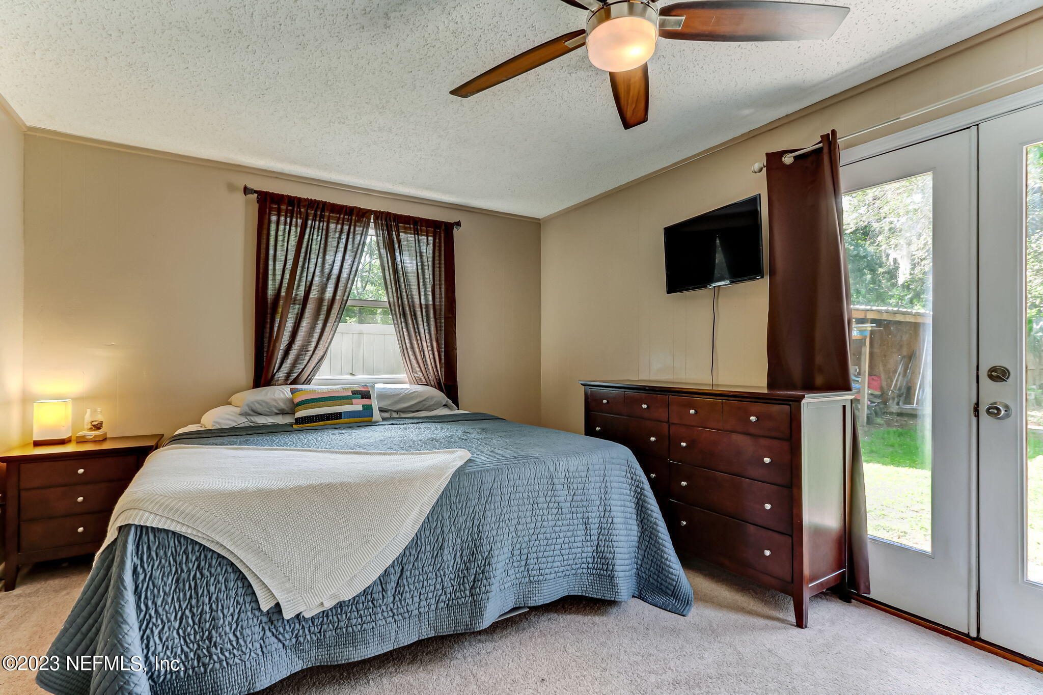 806 Adams Road Fernandina Beach, FL 32034 - Photo 9 of 30 20-web-or-mls-LR_806_Adams_Rd_AA-20