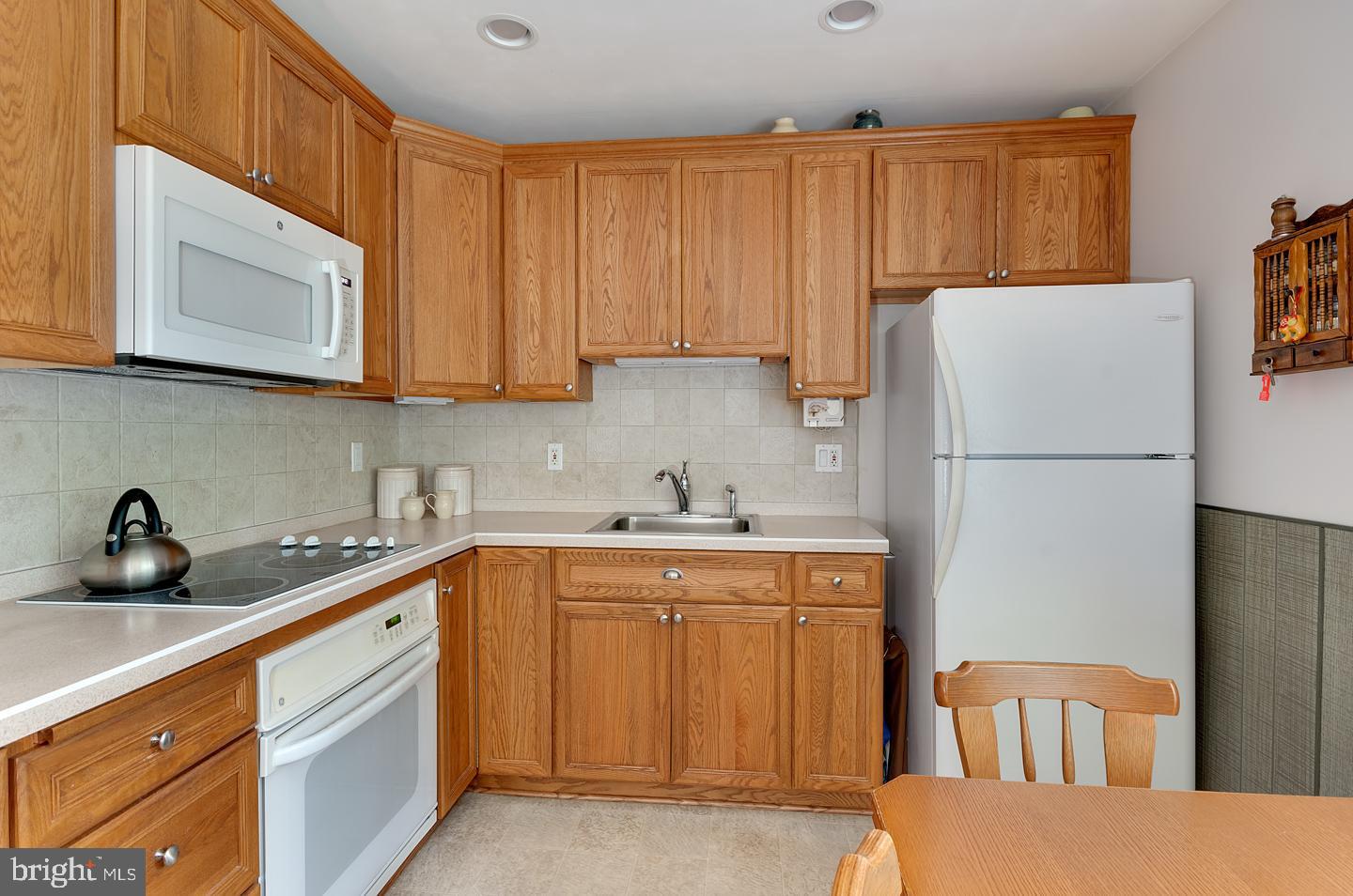 106 Yale Road Voorhees, NJ 08043 - Photo 13 of 30 Kitchen