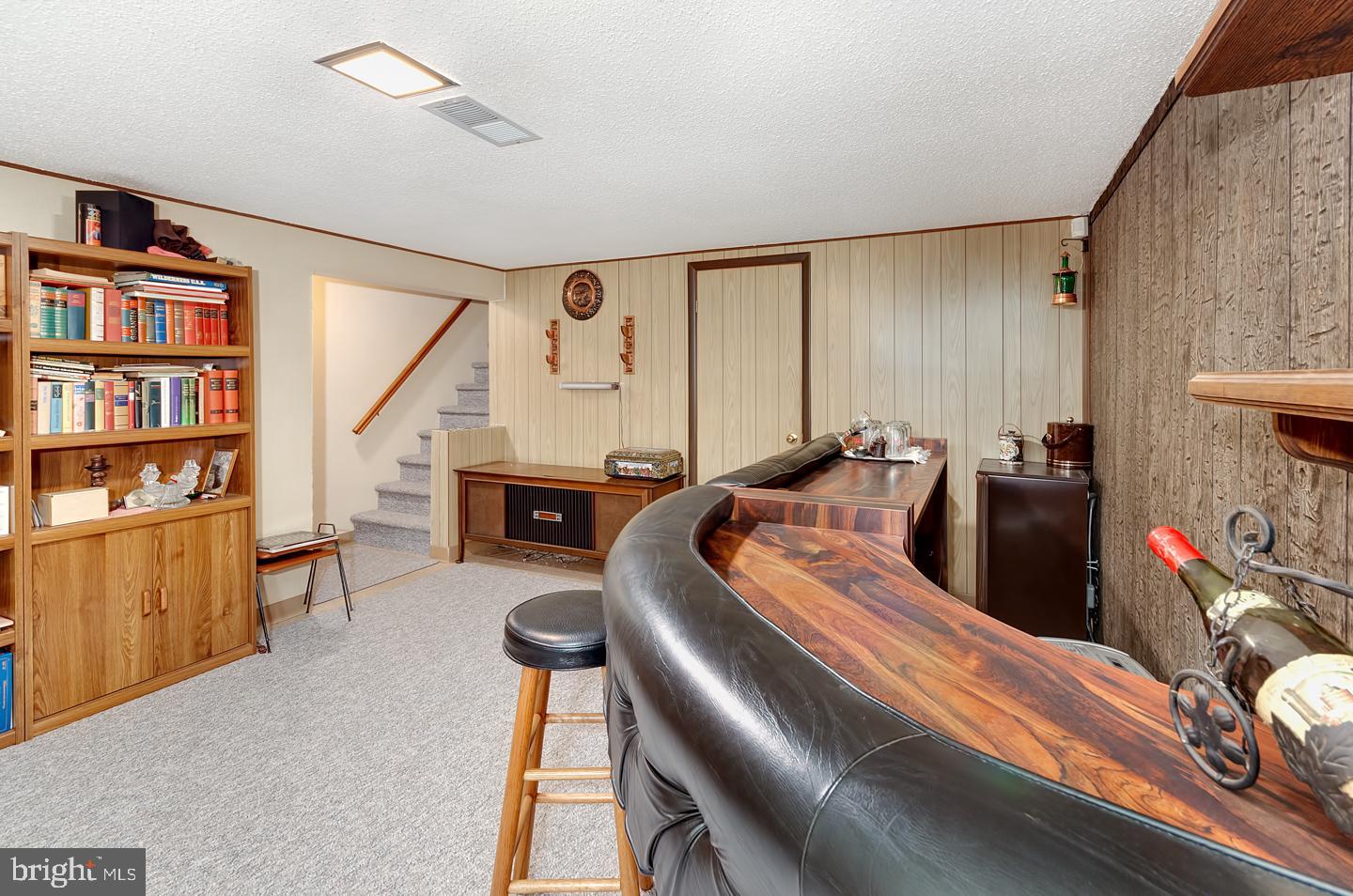 106 Yale Road Voorhees, NJ 08043 - Photo 23 of 30 Family Room