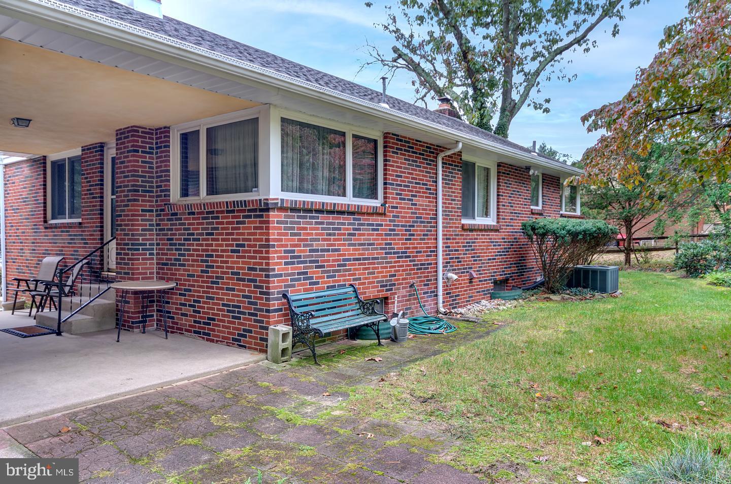 106 Yale Road Voorhees, NJ 08043 - Photo 28 of 30 Exterior Rear/Breezeway
