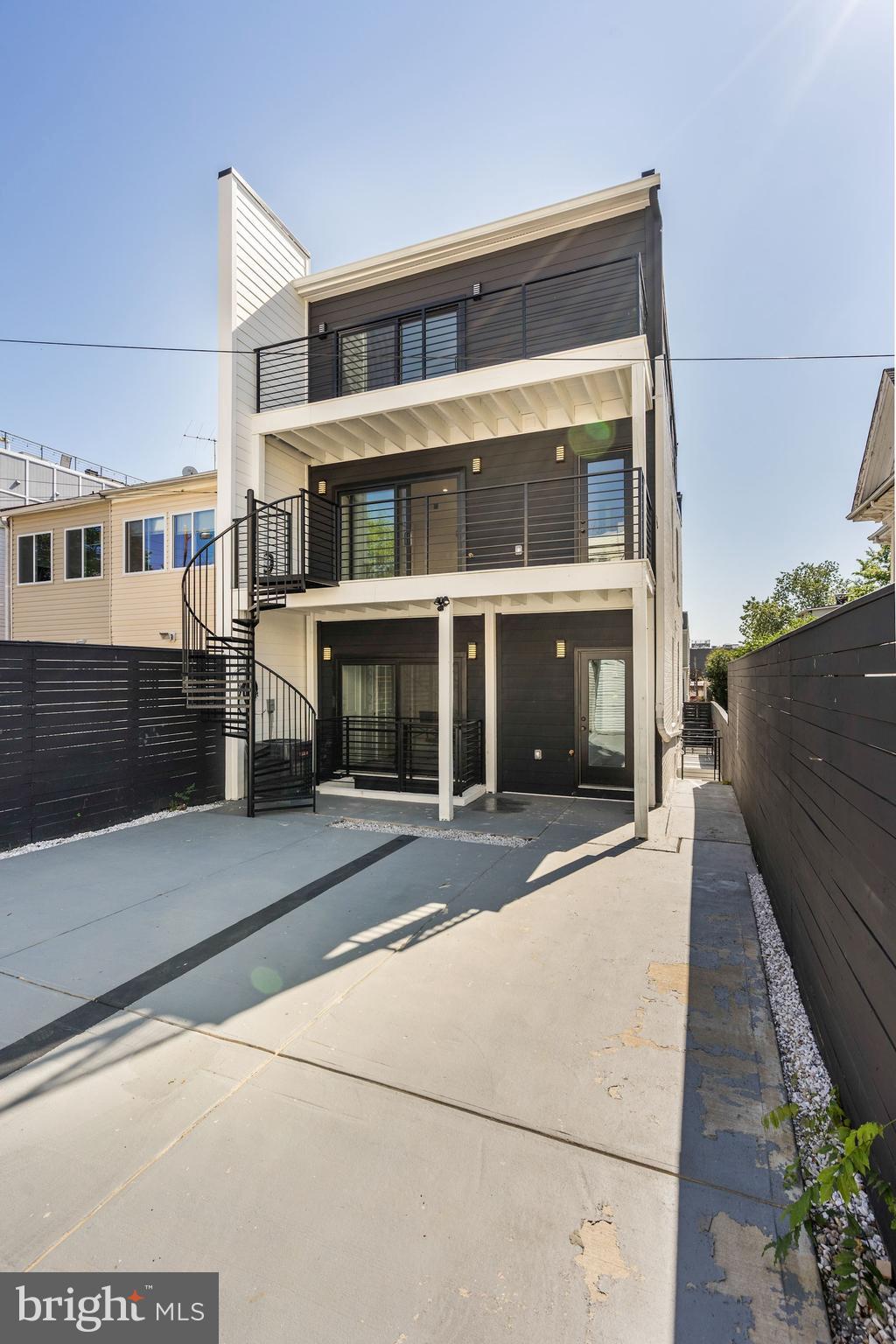 2108 4th Street Northeast, Unit 2 Washington, DC 20002 - Photo 29 of 34 Gallery Image 29