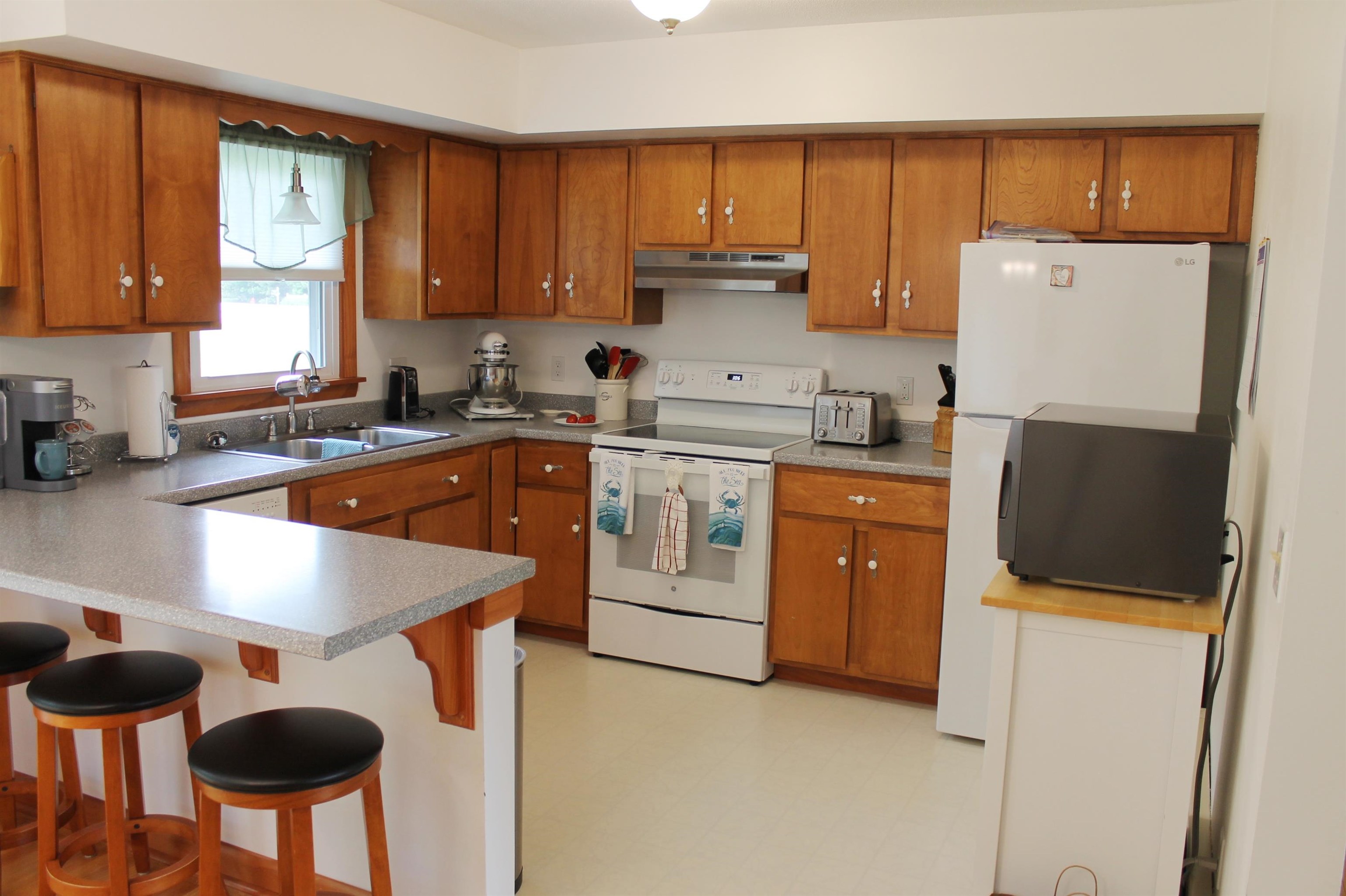 2 Packard Road Jericho, VT 05465 - Photo 12 of 28