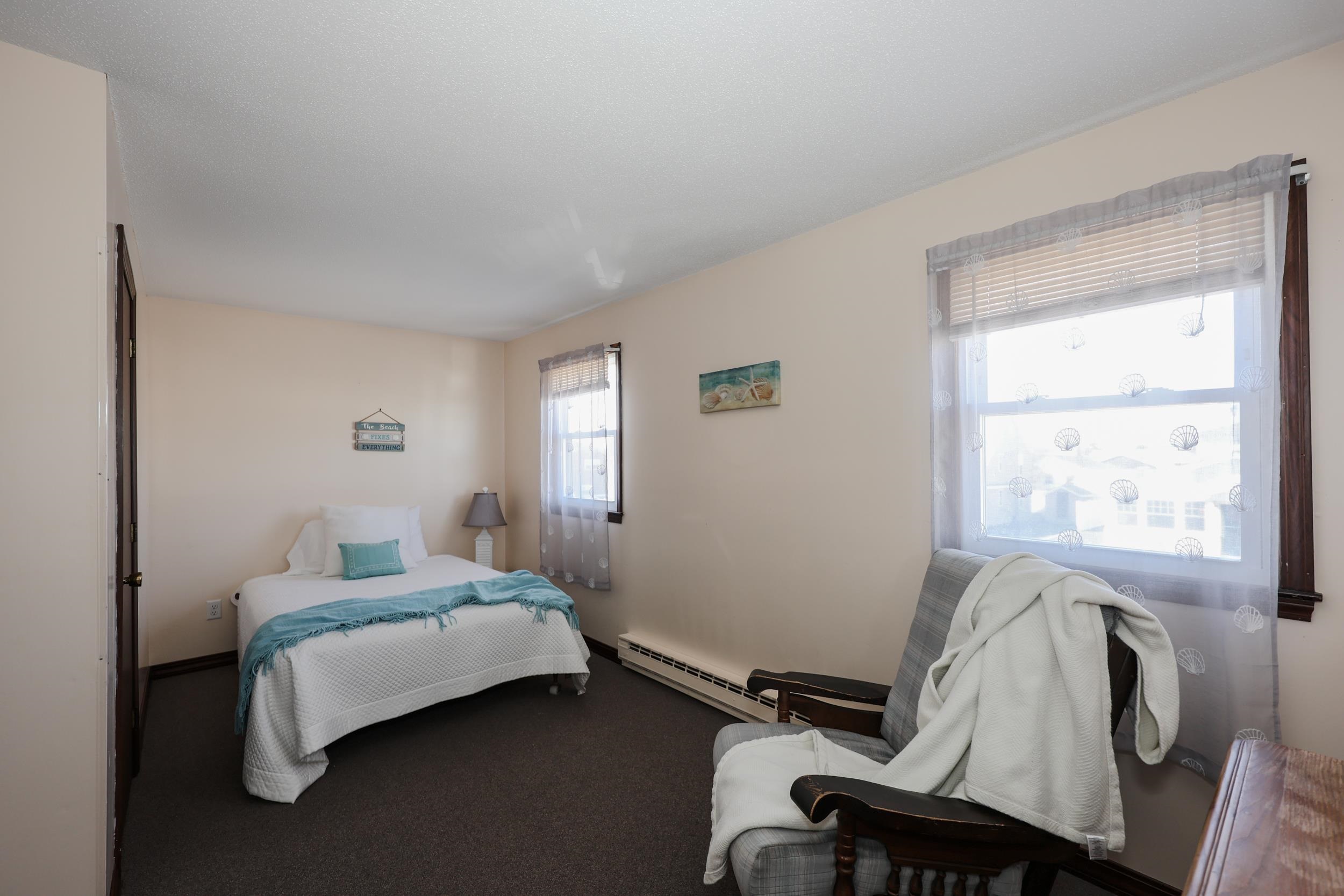 8 Nashua Street Seabrook, NH 03874 - Photo 11 of 25