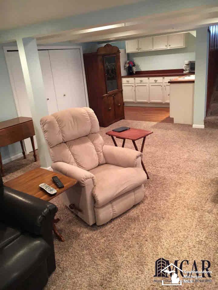 5331 East Dunbar Road Monroe, MI 48161 - Photo 13 of 28