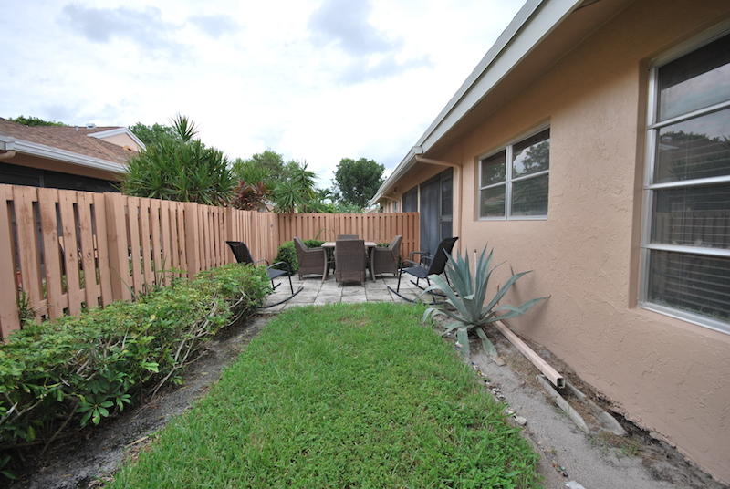 8057 Springtree Road Boca Raton, FL 33496 - Photo 21 of 23 DSC_0949