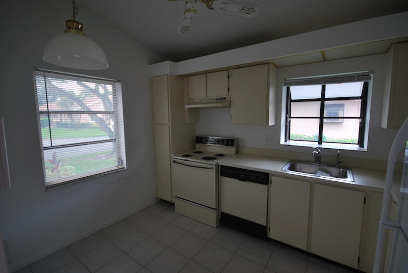8057 Springtree Road Boca Raton, FL 33496 - Photo 4 of 23 DSC_0944