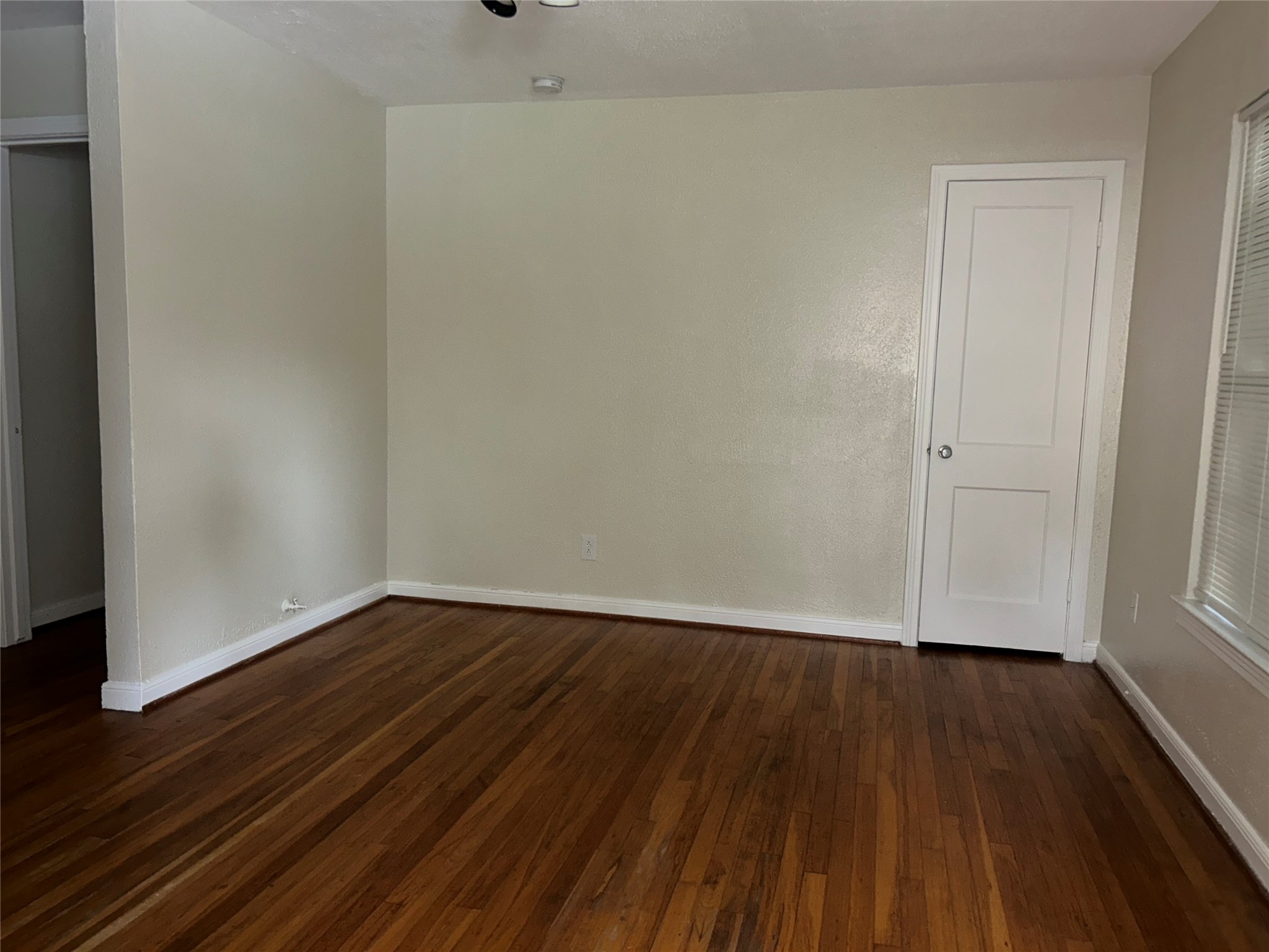 7655 El Rancho Street Houston, TX 77087 - Photo 9 of 13