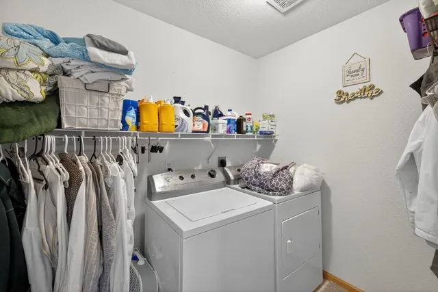 $230,000 | 742 Baylee Place Southwest, Pine Island, MN 55963