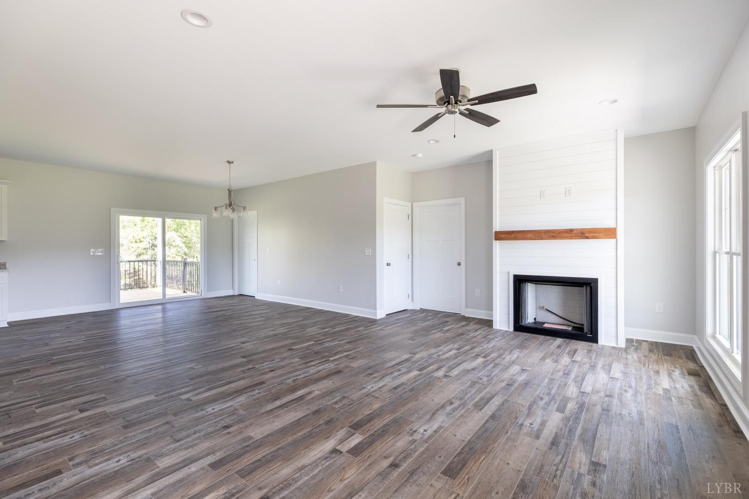 243 Pebble Road Rustburg, VA 24588 - Photo 3 of 42 Gallery Image 3