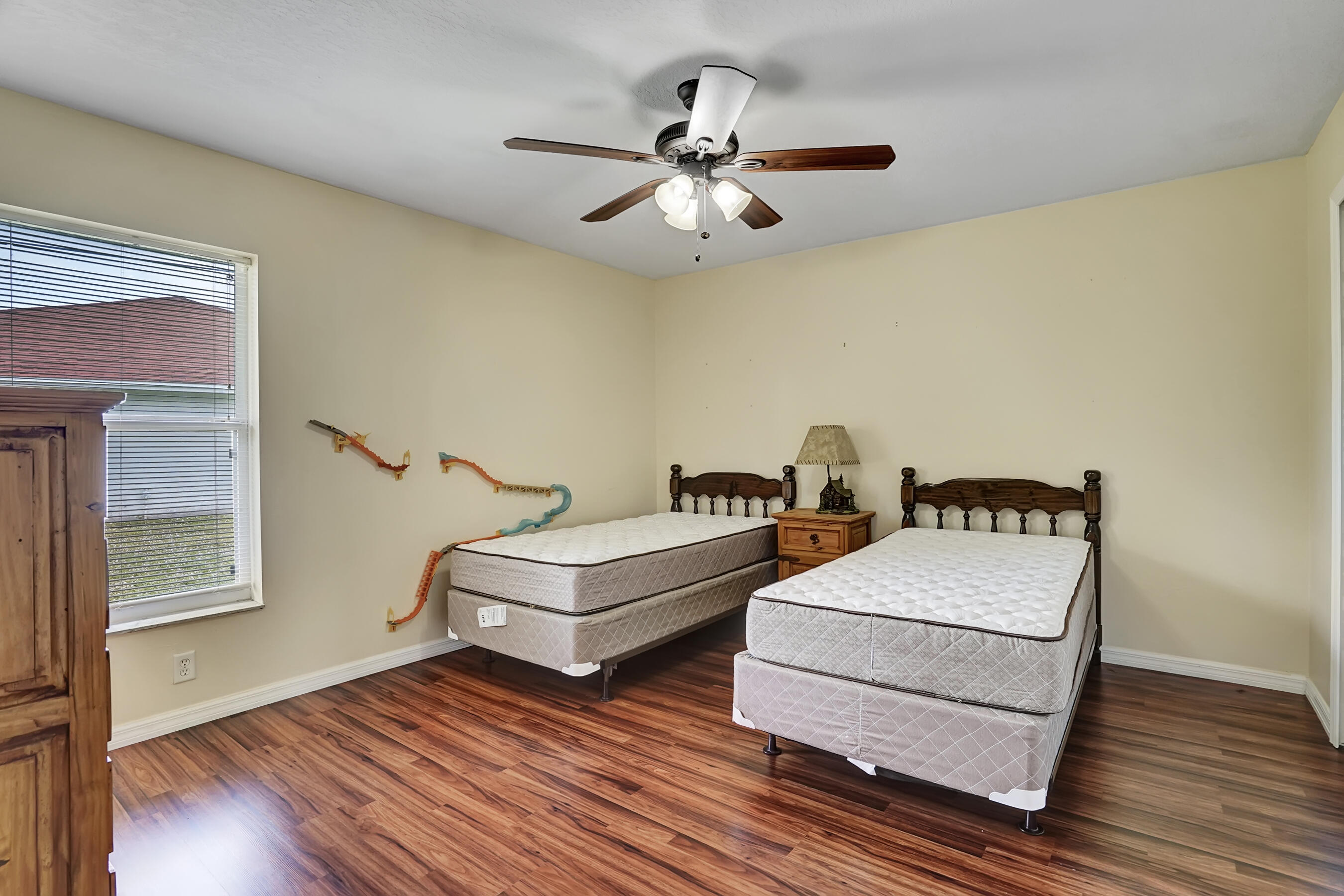 513 Southeast Cliff Road Port St. Lucie, FL 34984 - Photo 24 of 36 _DSC2628