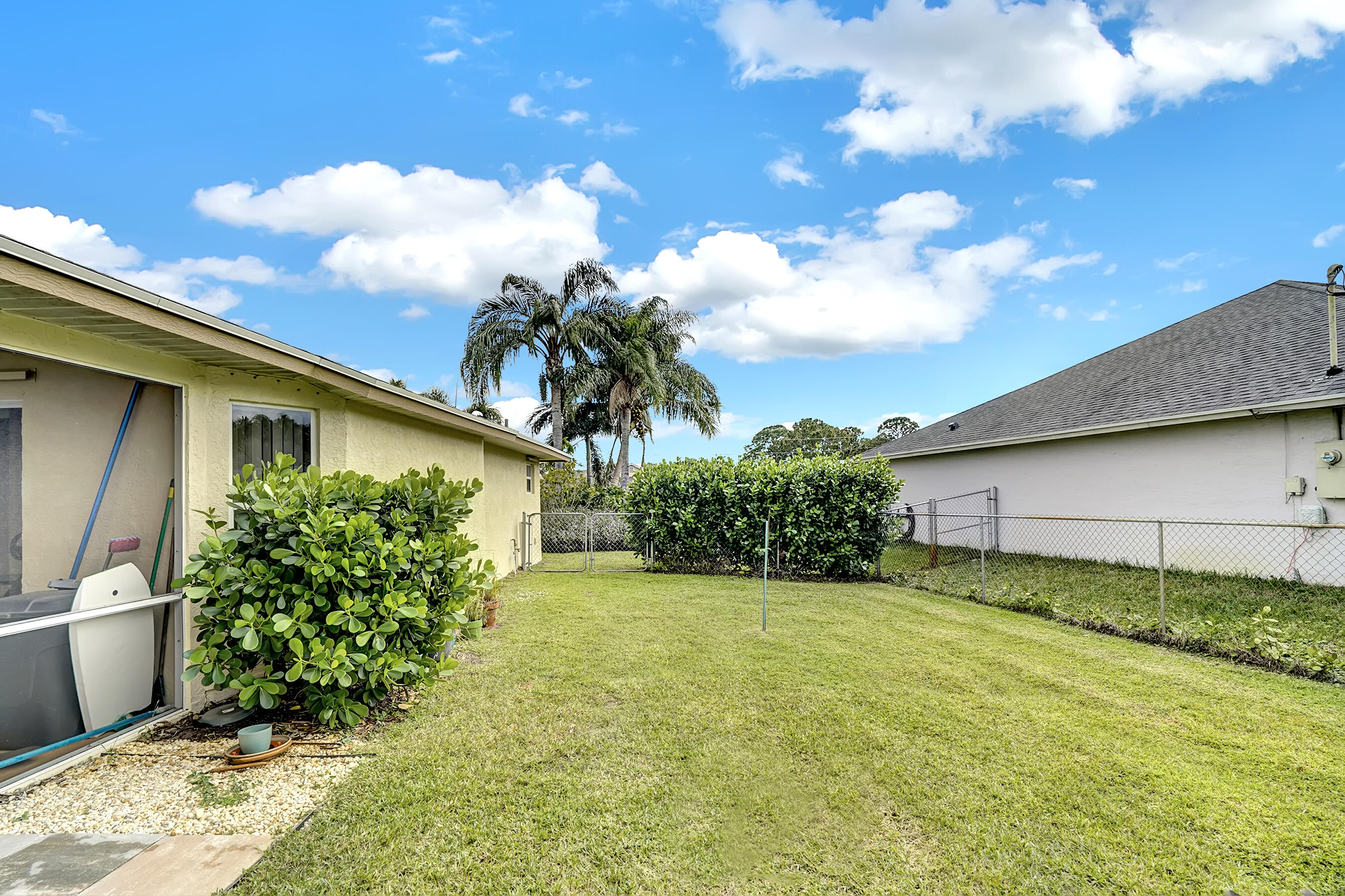 513 Southeast Cliff Road Port St. Lucie, FL 34984 - Photo 36 of 36 _DSC2683