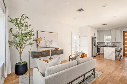 $475,000 | 4411 Lareina Drive, Unit 2, Austin, TX 78745