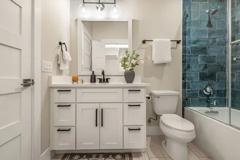 $475,000 | 4411 Lareina Drive, Unit 2, Austin, TX 78745