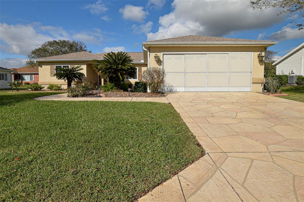 9033 Southeast 135th Loop Summerfield, FL 34491 - Photo 5 of 83