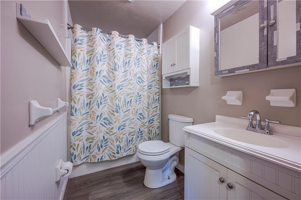 327 Beech Road Pittsburgh, PA 15239 - Photo 22 of 48 1st Full Bathroom
