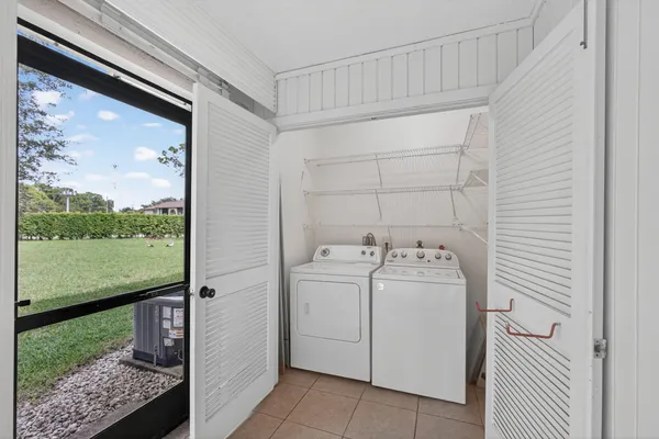 $2,000 | 4169 Oak Terrace Drive, Greenacres, FL 33463