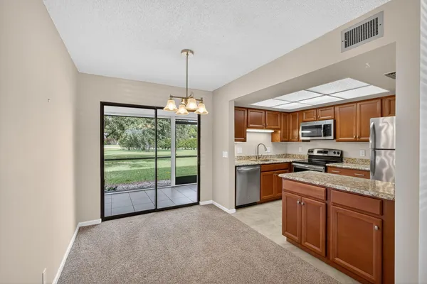 $2,000 | 4169 Oak Terrace Drive, Greenacres, FL 33463