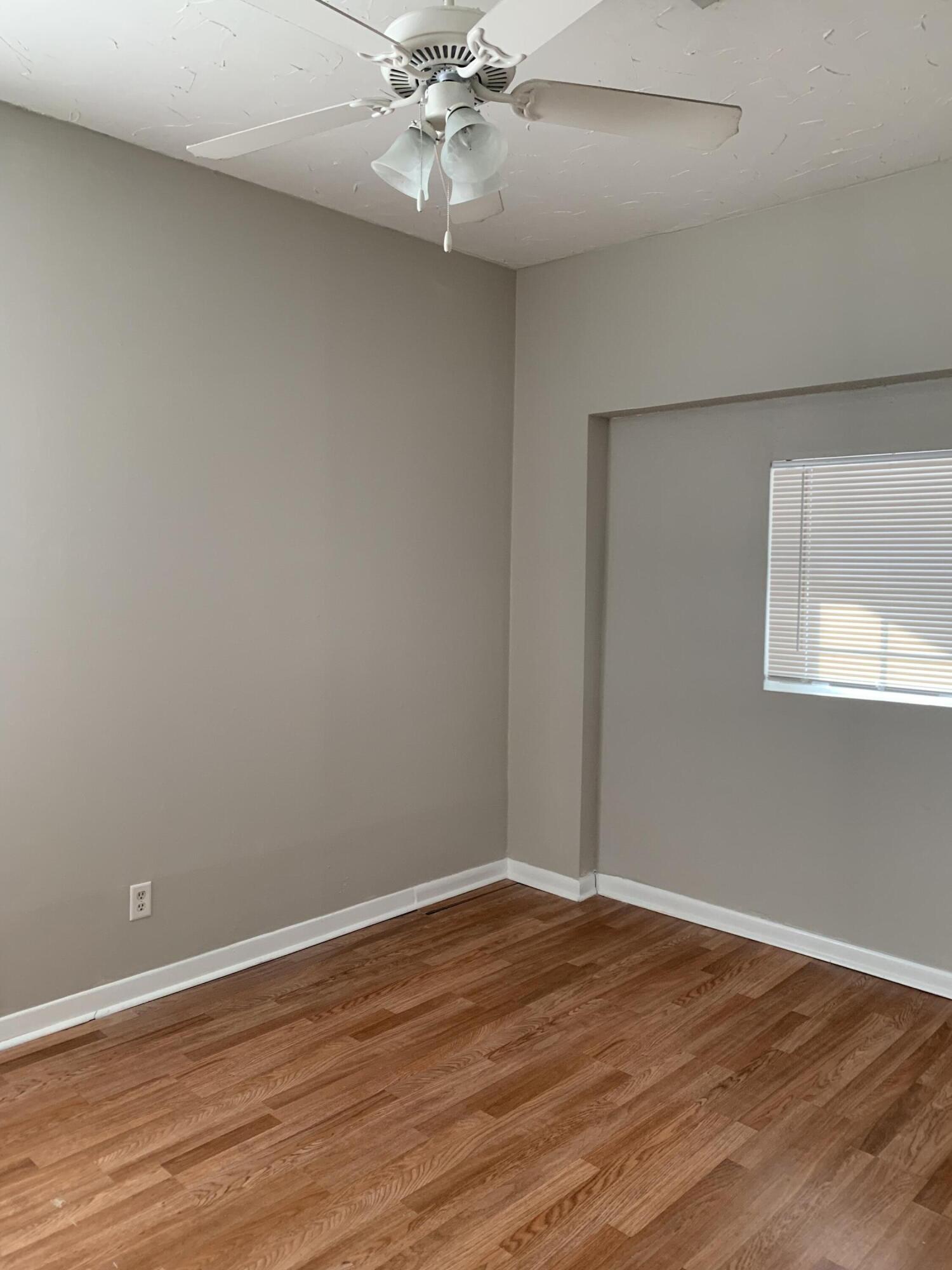 1701 26th Street, Unit B Niceville, FL 32578 - Photo 4 of 10 F9E06CCF-D14C-46E5-8AE8-485D670DD366