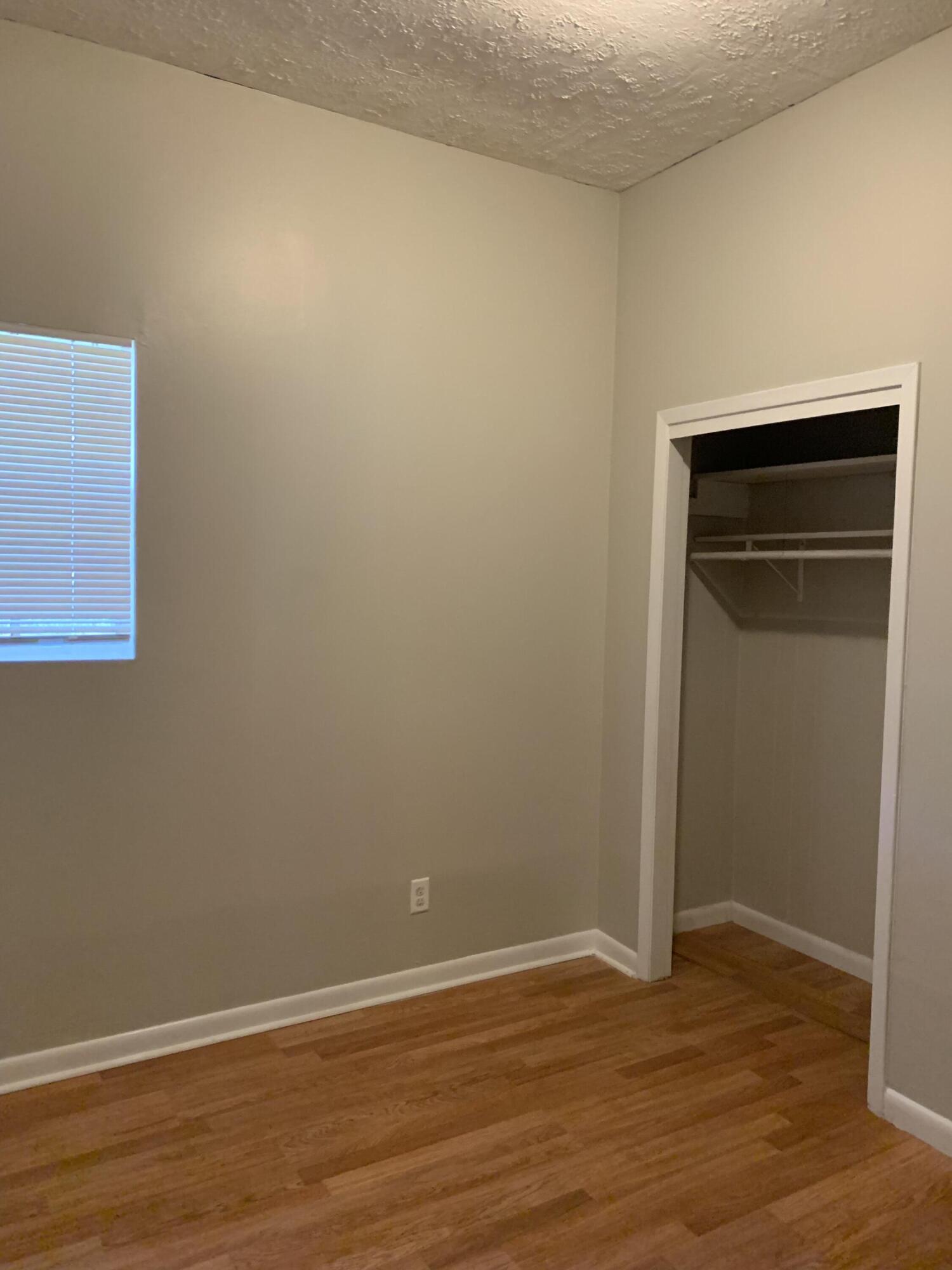 1701 26th Street, Unit B Niceville, FL 32578 - Photo 7 of 10 C6E29C4C-2442-494E-8368-1B08A23A7EC7