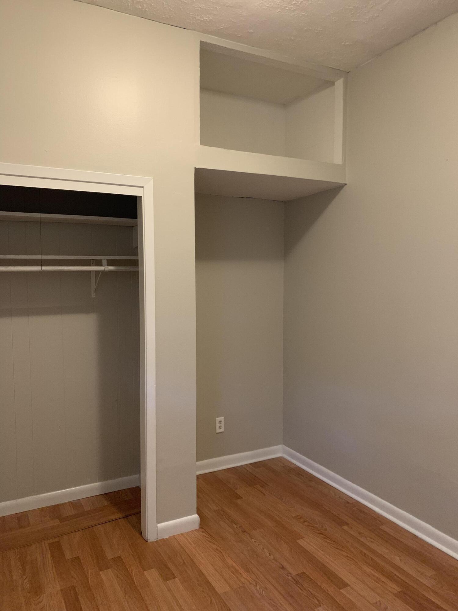 1701 26th Street, Unit B Niceville, FL 32578 - Photo 9 of 10 732DCDF3-2569-4A1B-9DA1-613669E57970