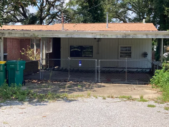 $1,200 | 1701 26th Street, Unit B, Niceville, FL 32578