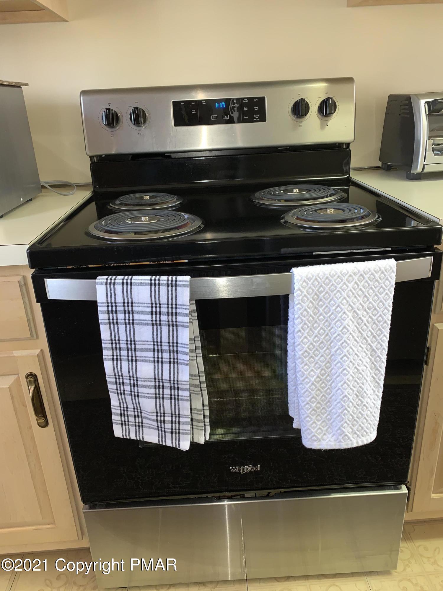 261 Kirkham Road Bushkill, PA 18324 - Photo 13 of 51 12a-Stainless