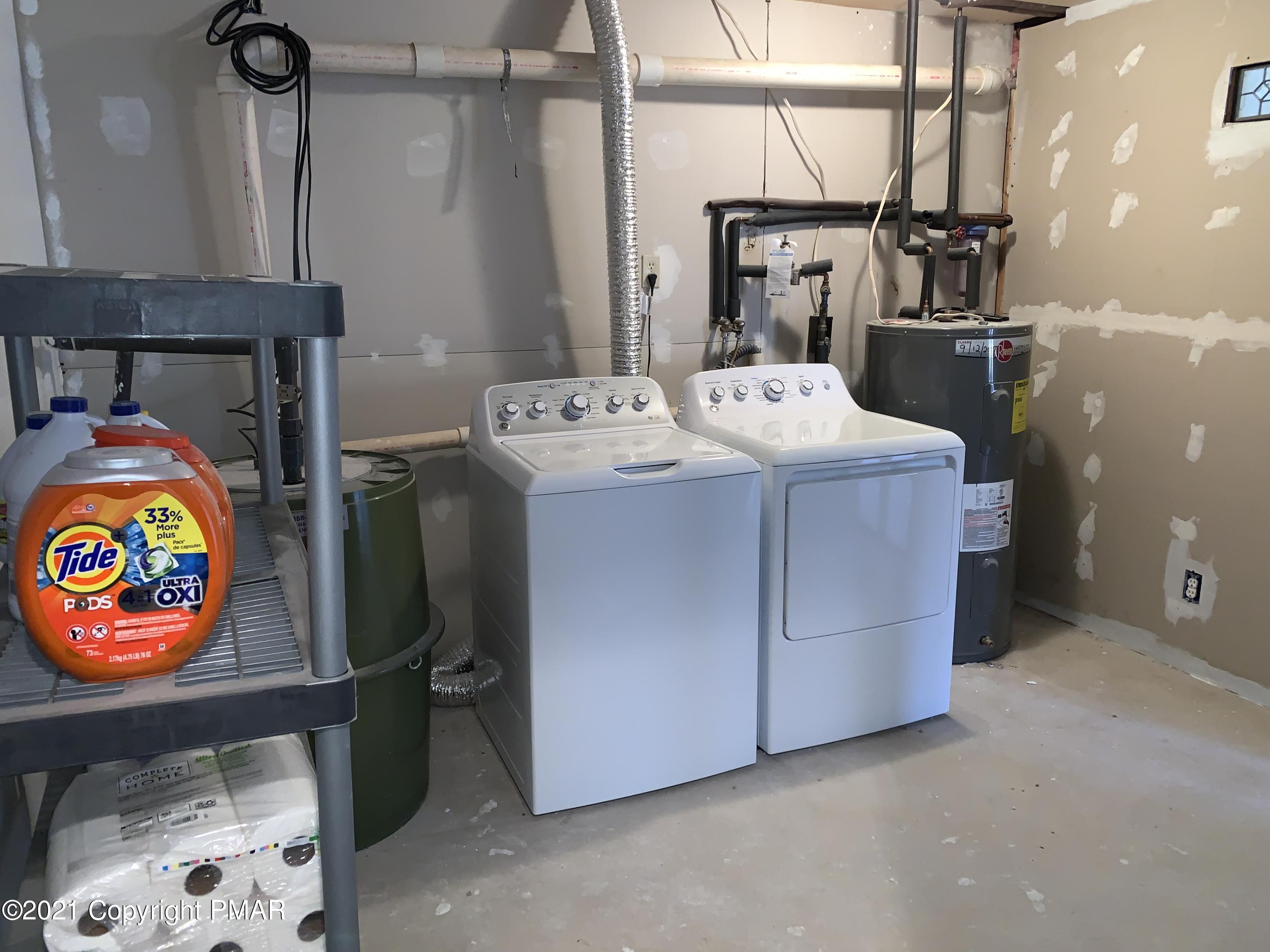 261 Kirkham Road Bushkill, PA 18324 - Photo 30 of 51 28-Laundry Room