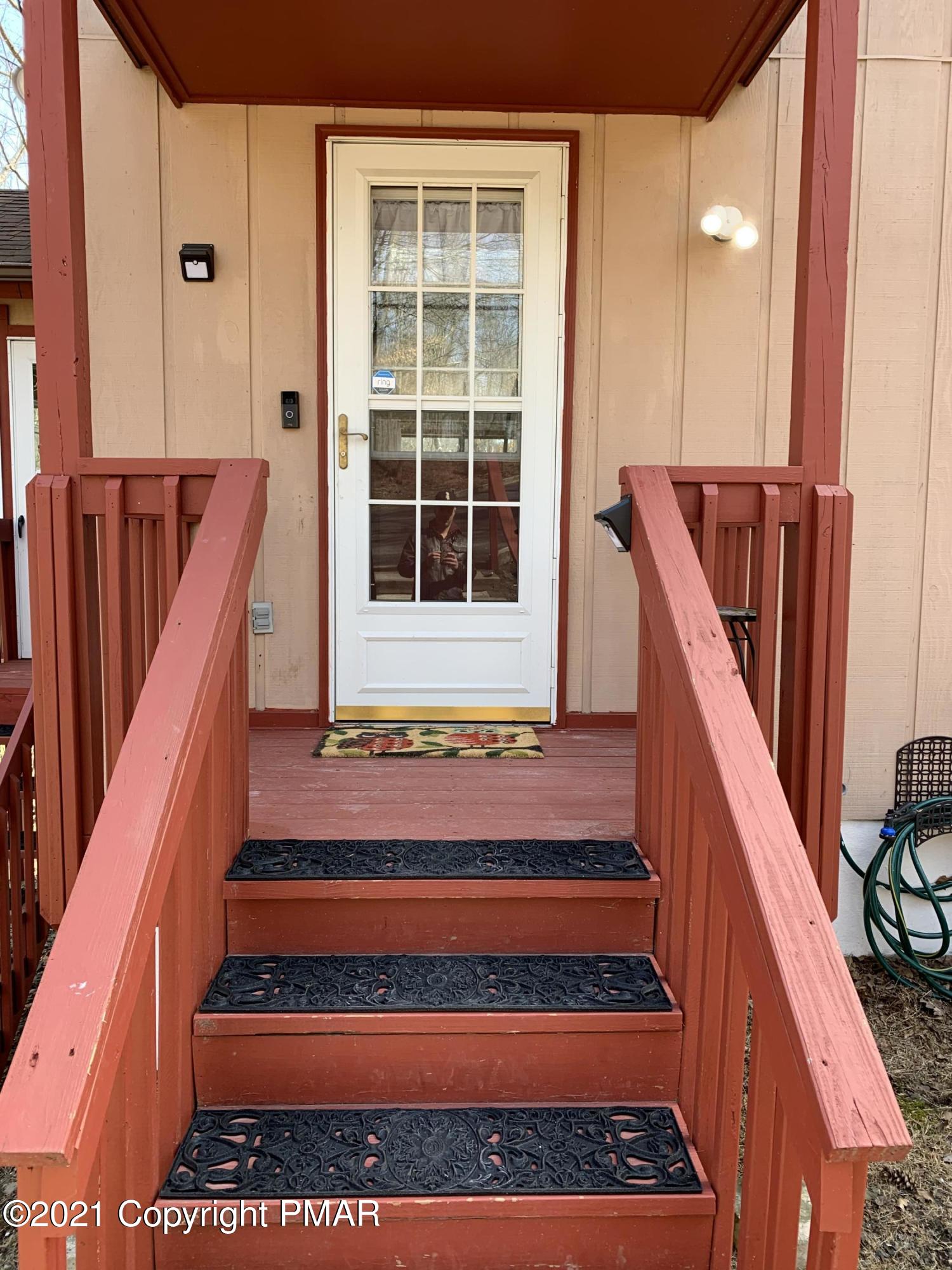 261 Kirkham Road Bushkill, PA 18324 - Photo 3 of 51 2-Entrance-Porch