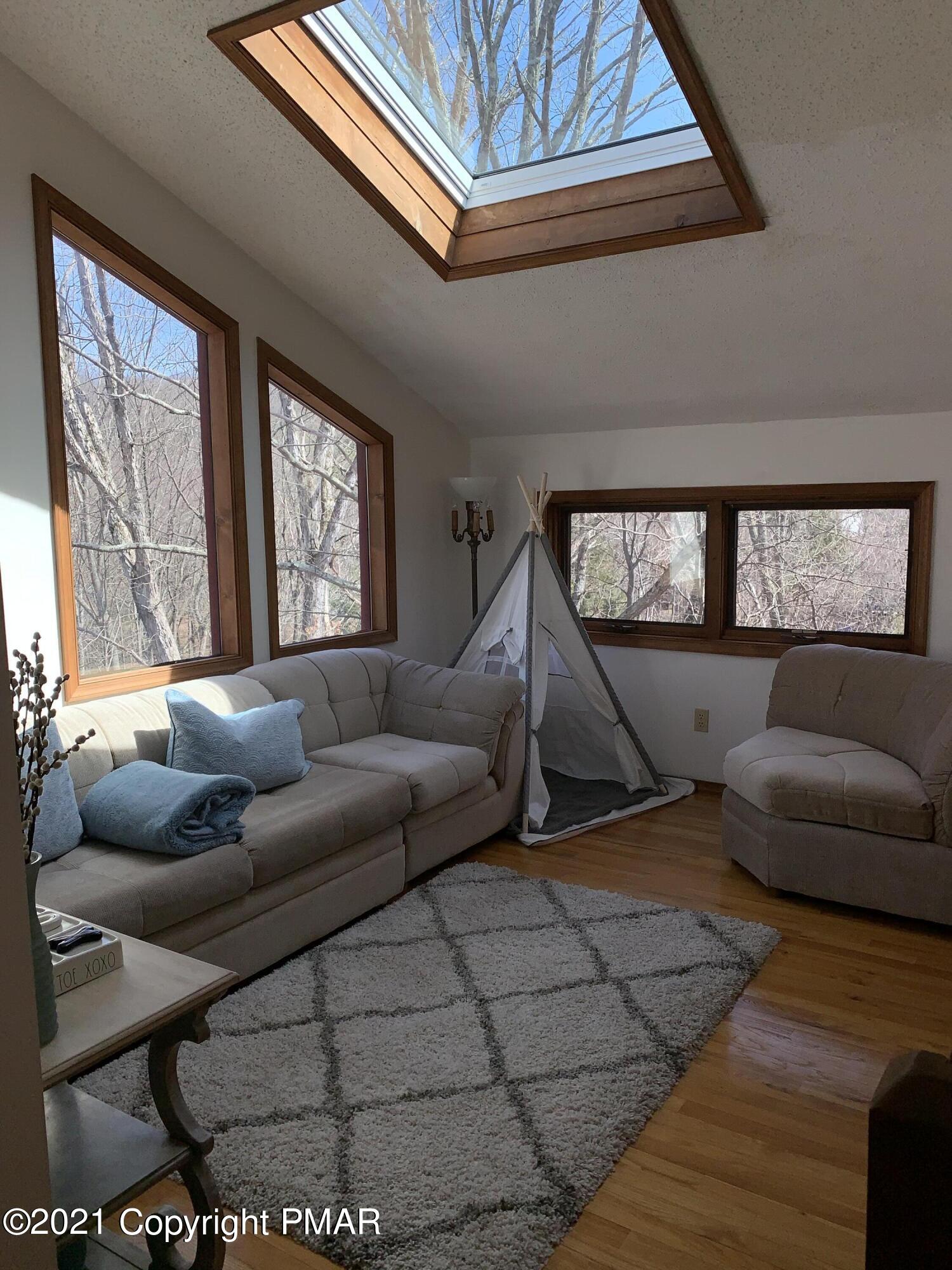 261 Kirkham Road Bushkill, PA 18324 - Photo 31 of 51 29-Loft
