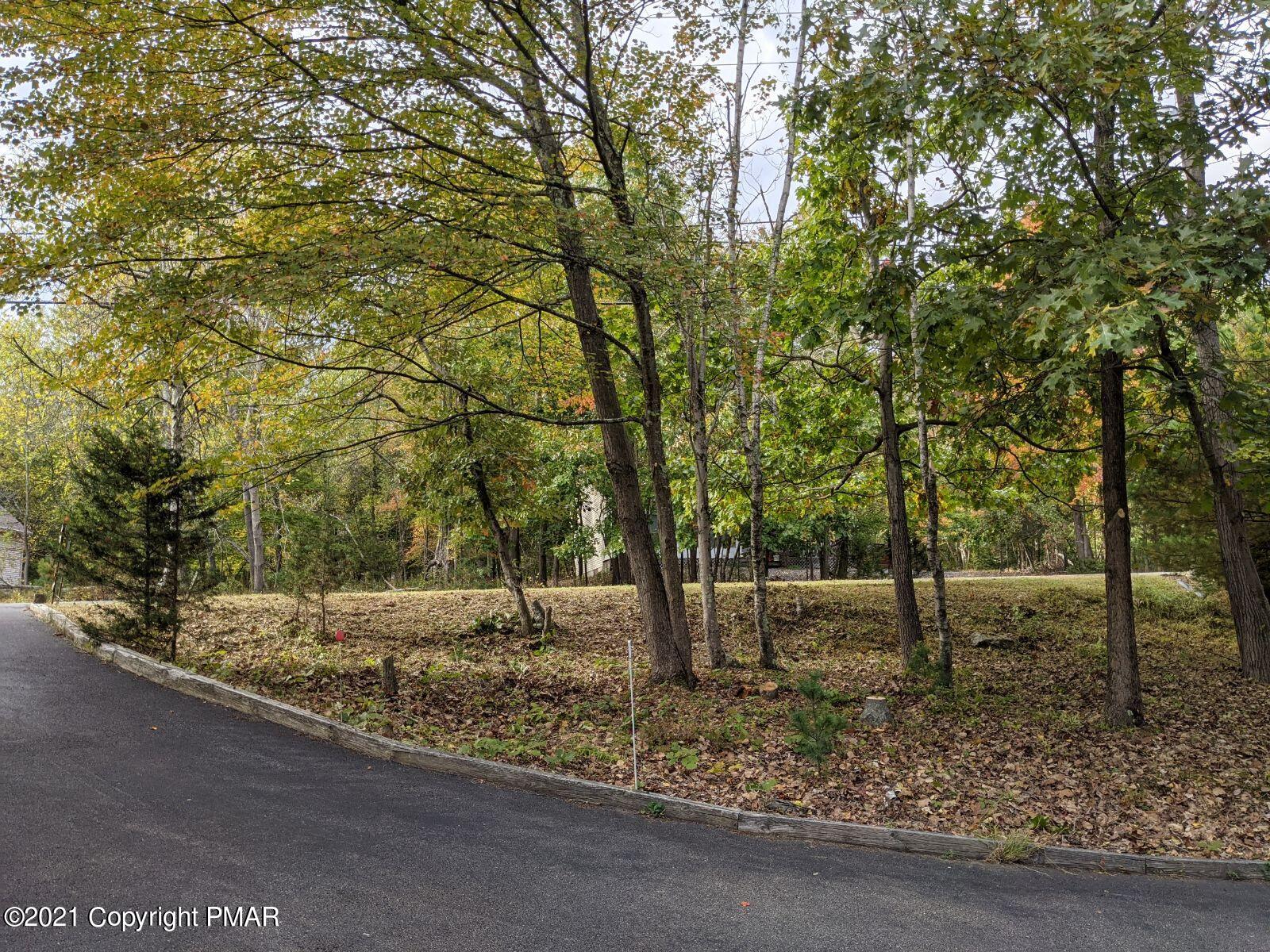 261 Kirkham Road Bushkill, PA 18324 - Photo 9 of 51 8-Front Yard.