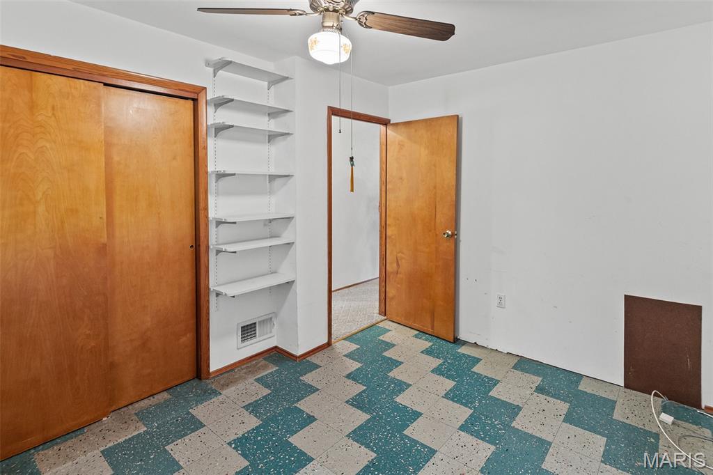 712 Hill Road Caseyville, IL 62232 - Photo 16 of 41