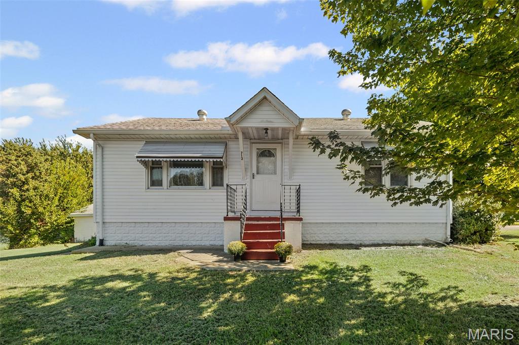 712 Hill Road Caseyville, IL 62232 - Photo 2 of 41