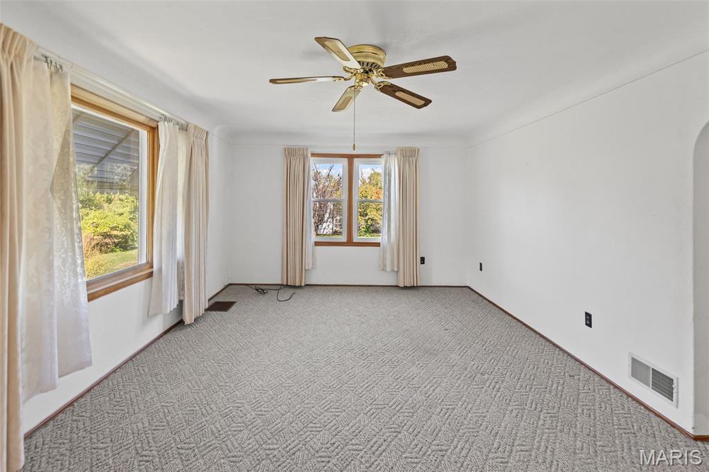 712 Hill Road Caseyville, IL 62232 - Photo 6 of 41