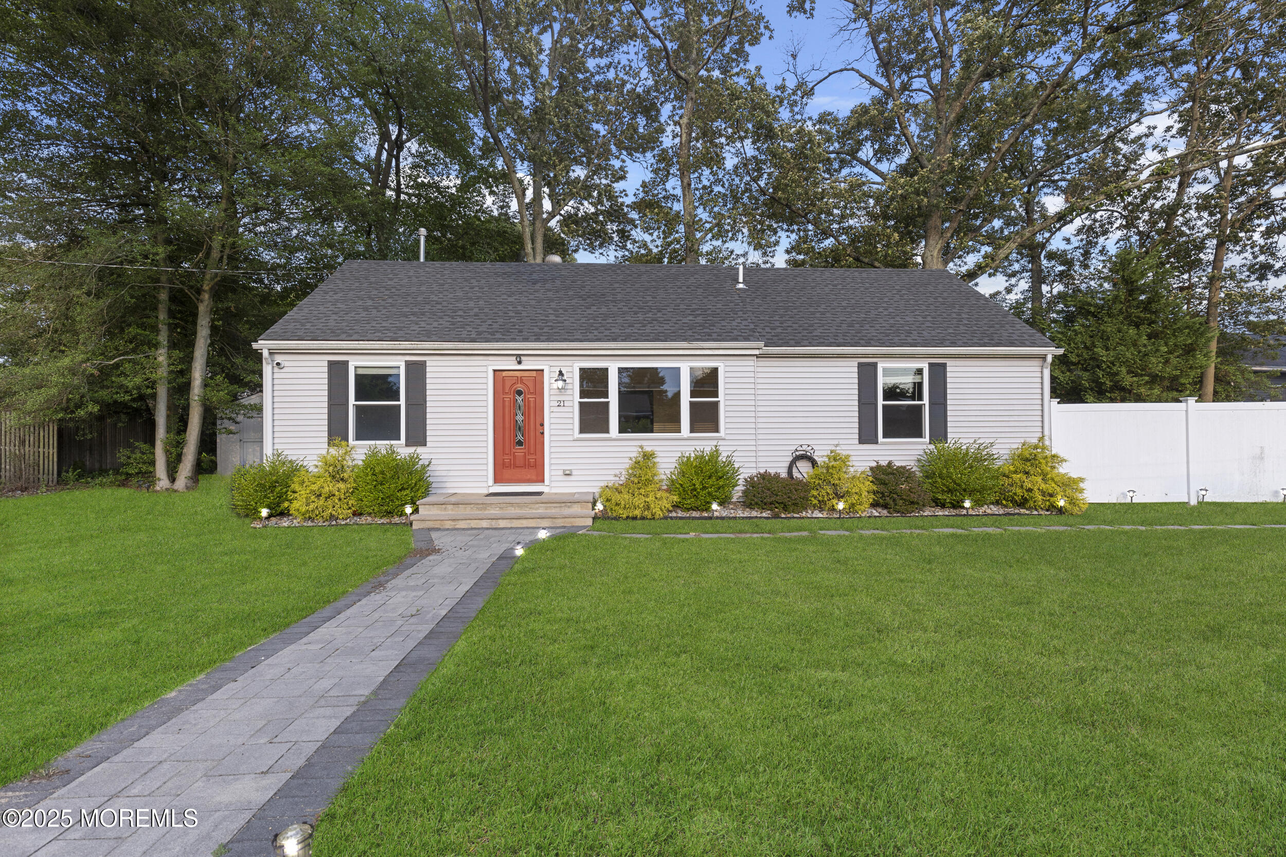 21 Scoop Road Brick, NJ 08723 - Photo 1 of 19 1_hl7a1879