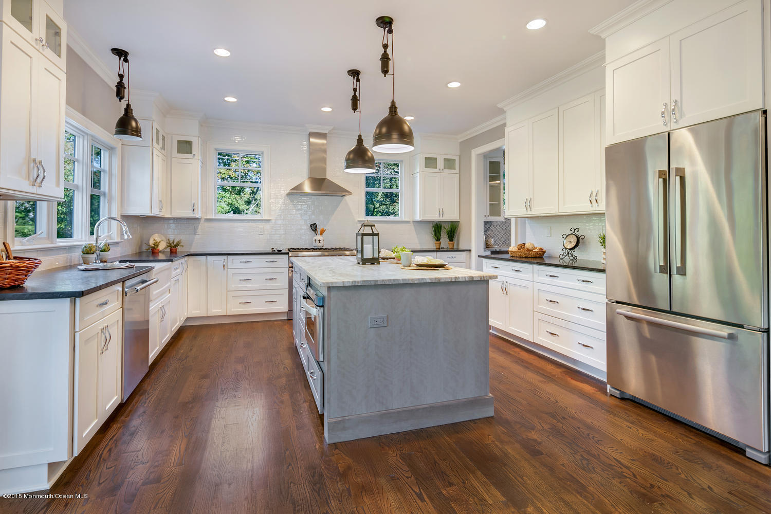 2 3rd Street Rumson, NJ 07760 - Photo 3 of 13 Gourmet Chef's Kitchen